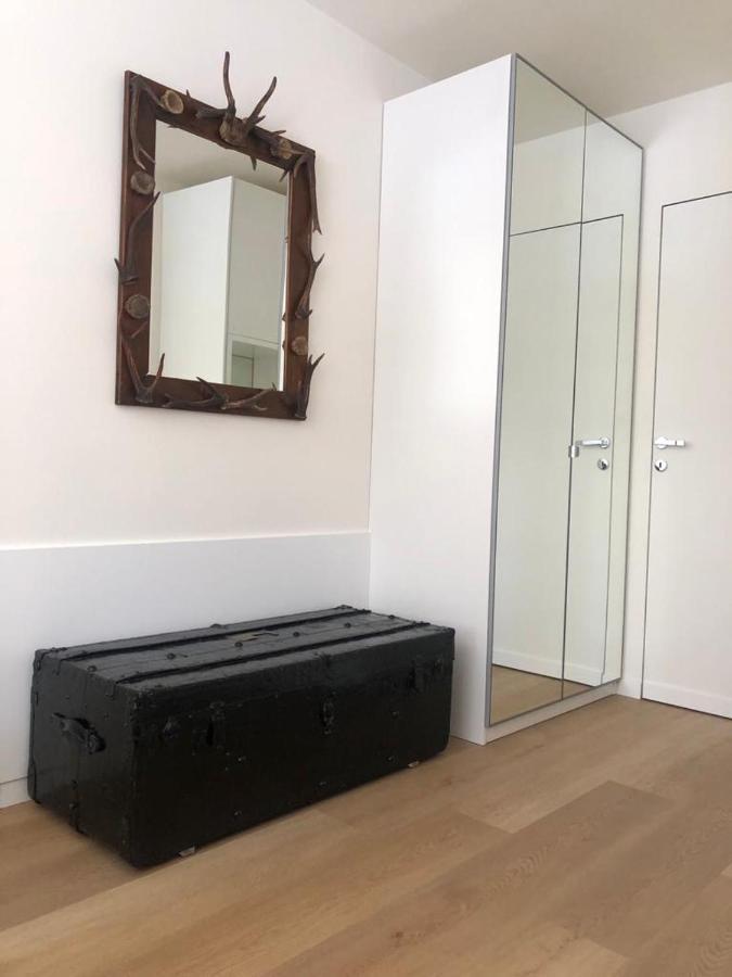 Sankt Moritz Dorf Charme Apartment المظهر الخارجي الصورة